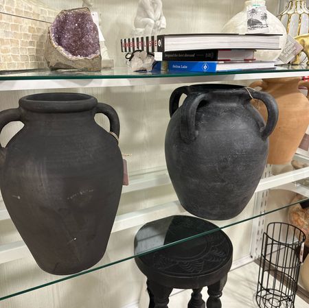 Loveeed these rustic pottery vases. They’re on sale!



#LTKHome #LTKFindsUnder100 #LTKFindsUnder50