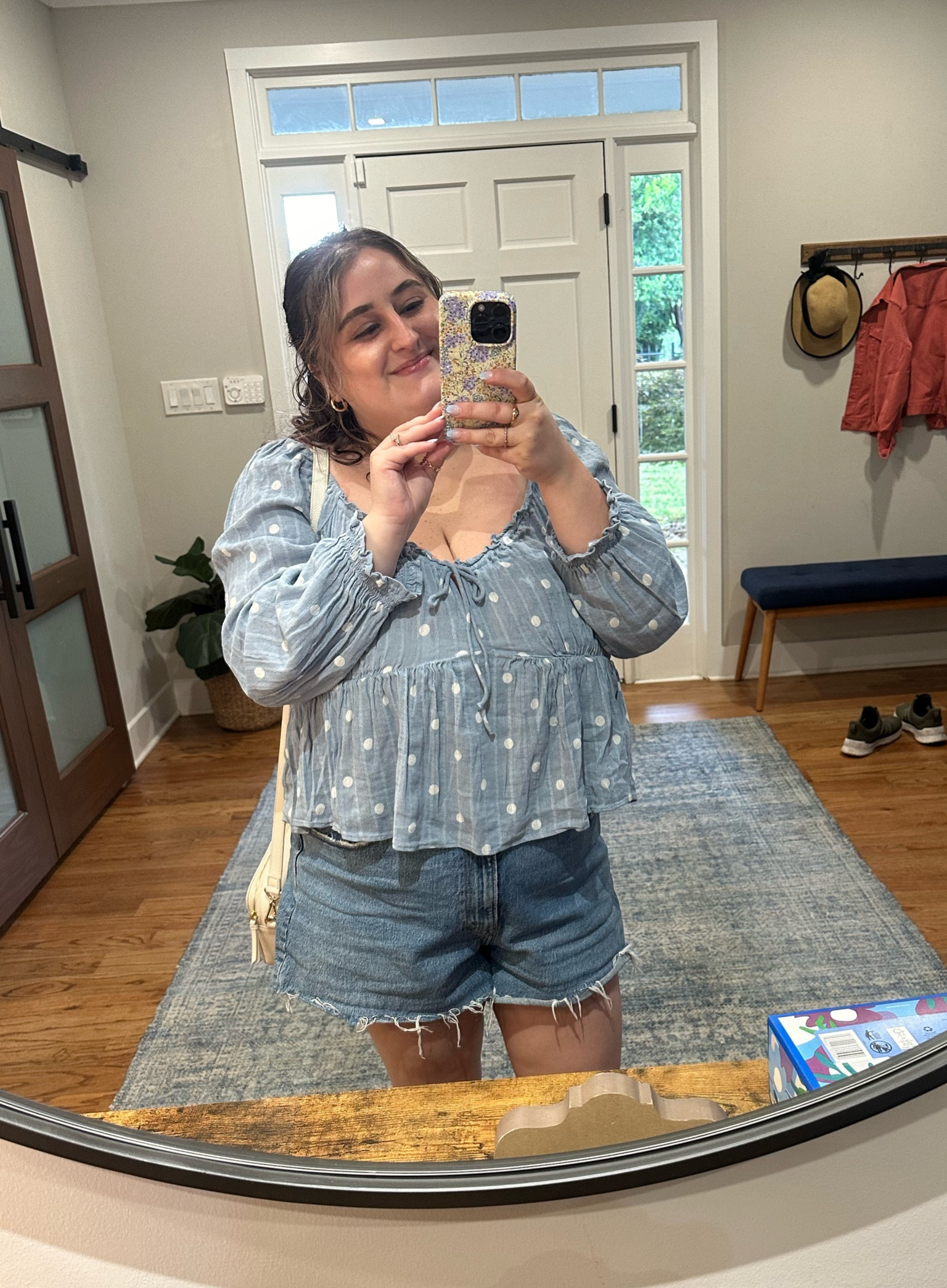 For it being 100 degrees, this shirt was pretty cool 👌🏼

I’ve been loving babydoll style tops to accentuate my chest area without feeling too ~exposed~

#LTKStyleTip #LTKMidsize #LTKPlusSize