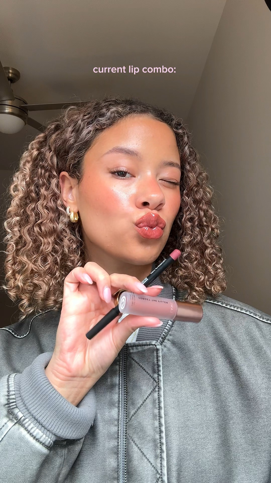 Nars Liner: Linen 9073 
Lawless gloss: maple sugar 