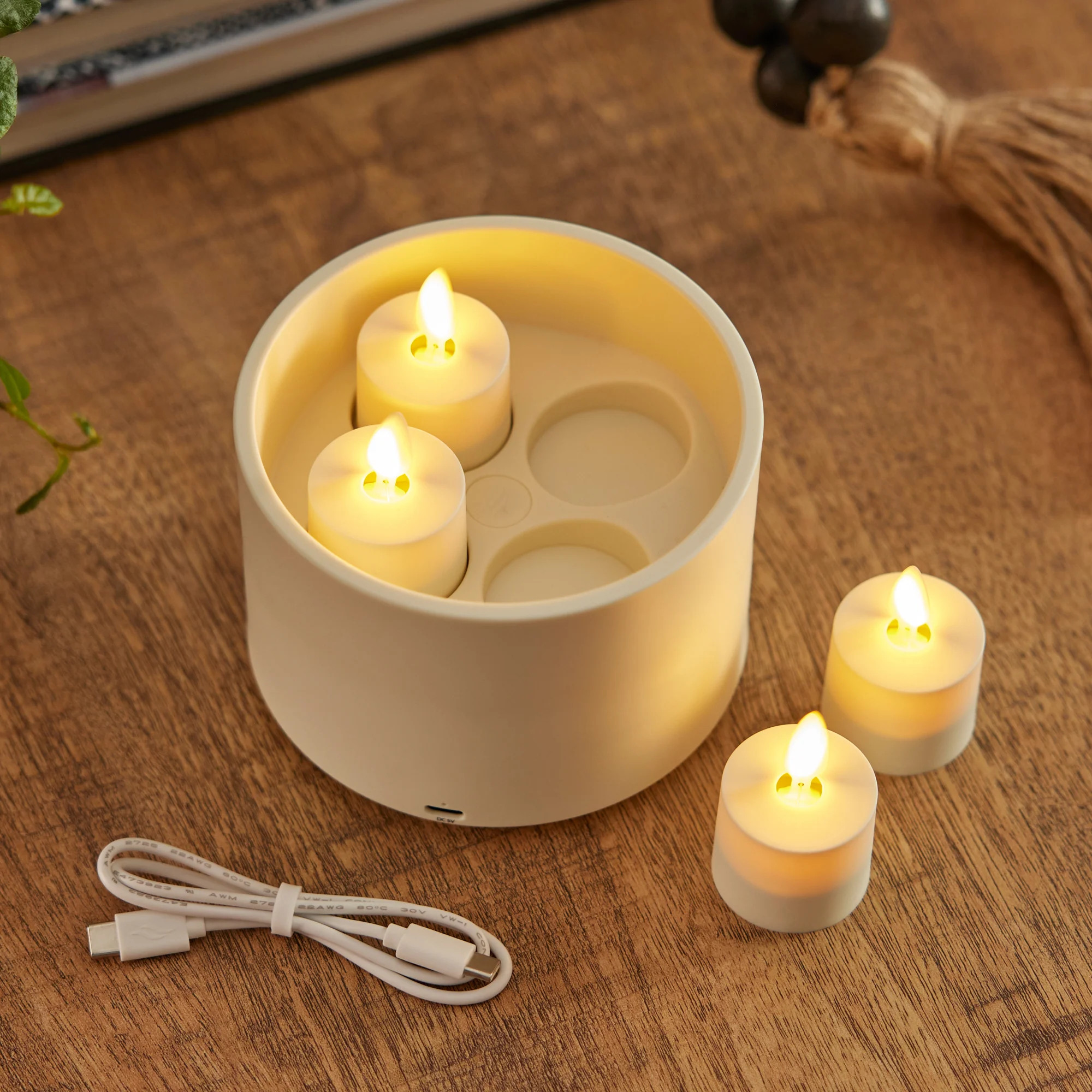 Rechargeable Tealights and Charging Base - Set of 4 | Luminara