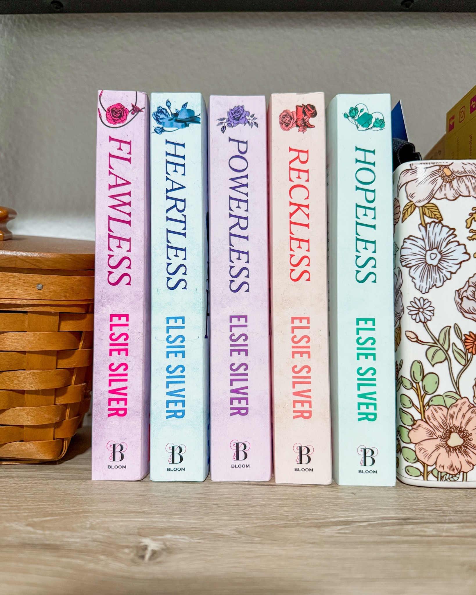 Elsie Silver series 
Flawless
Heartless
Powerless
Reckless
Hopeless 

#LTKFindsUnder50 #LTKFindsUnder100