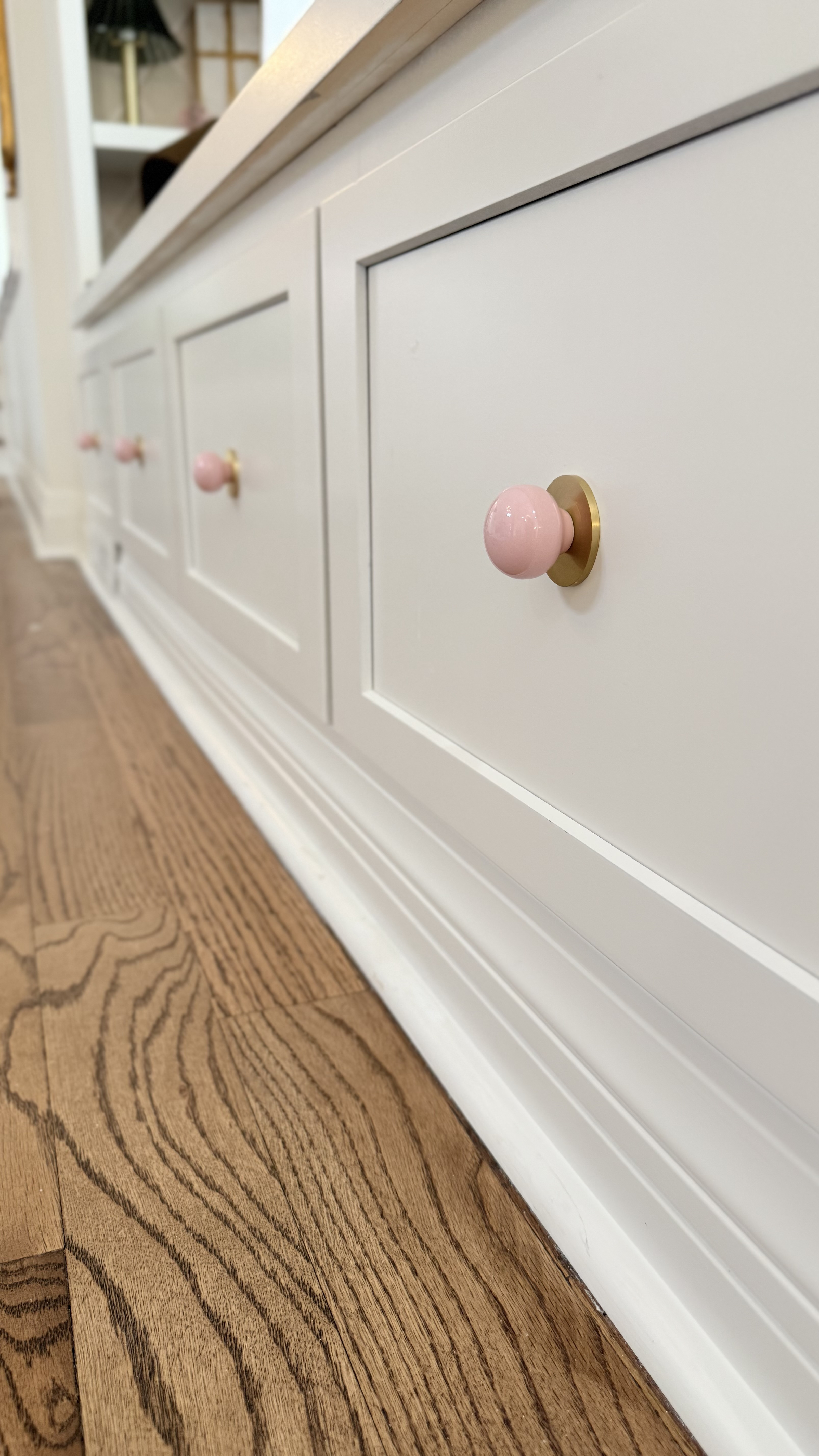 How freakin cute are these little drawer knobs!? Cabinet color is dove wing 

#LTKdayinmylife #LTKHome #LTKFindsUnder50