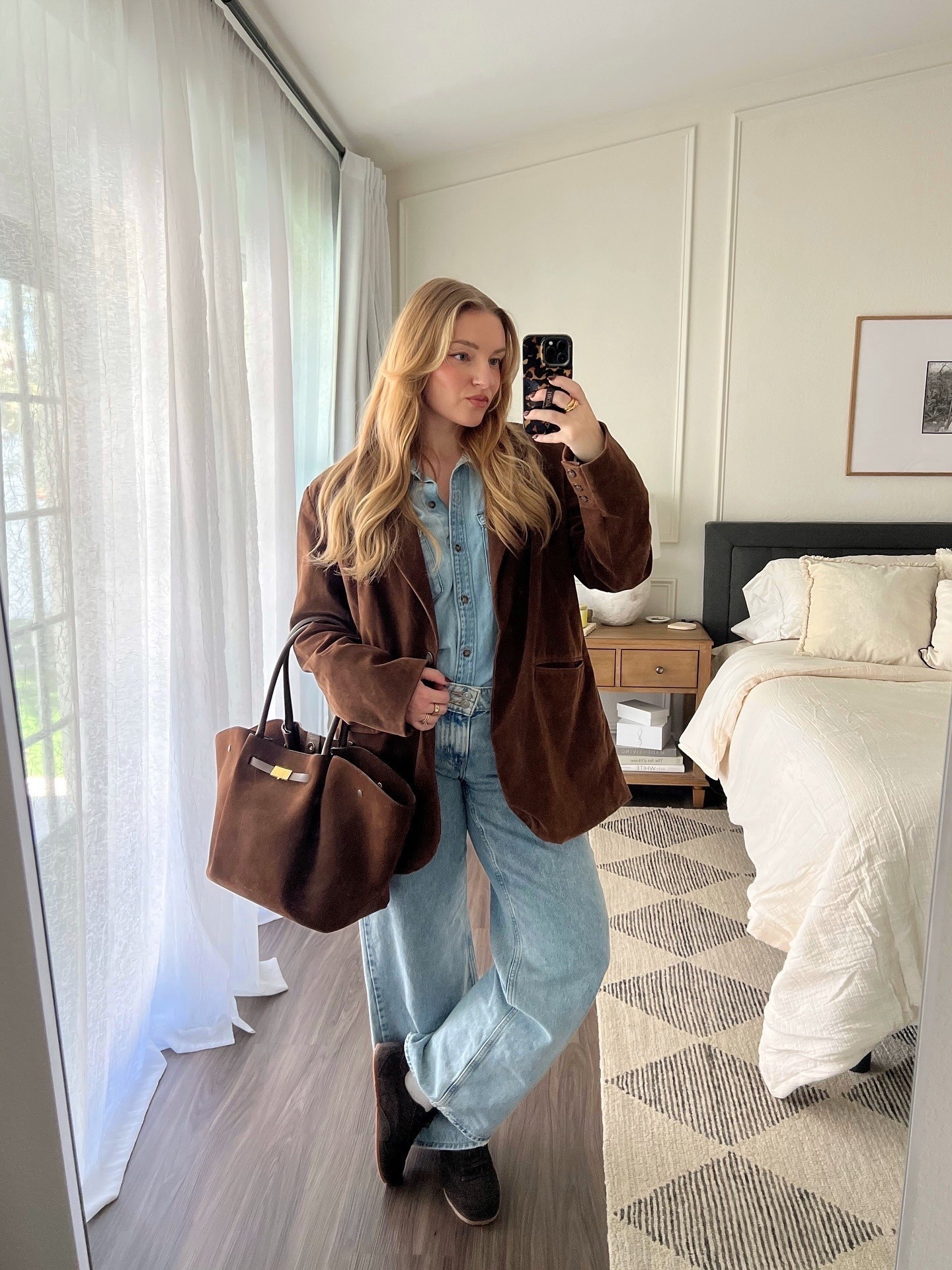 Double denim, chocolate suede blazer,  brown suede sneakers

#LTKShoeCrush