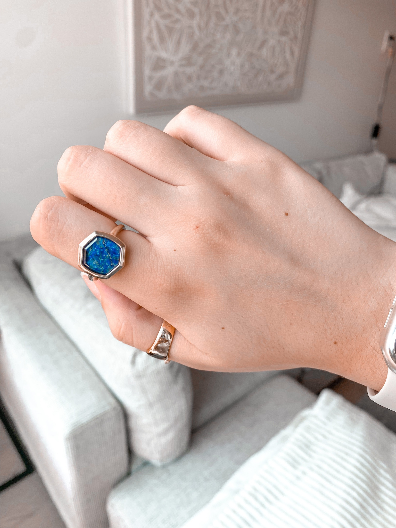 My favorite everyday ring 🤩 #everydayring #kendrascott #fallfashion #goldjewelry 

#LTKstyletip #LTKSeasonal #LTKunder50