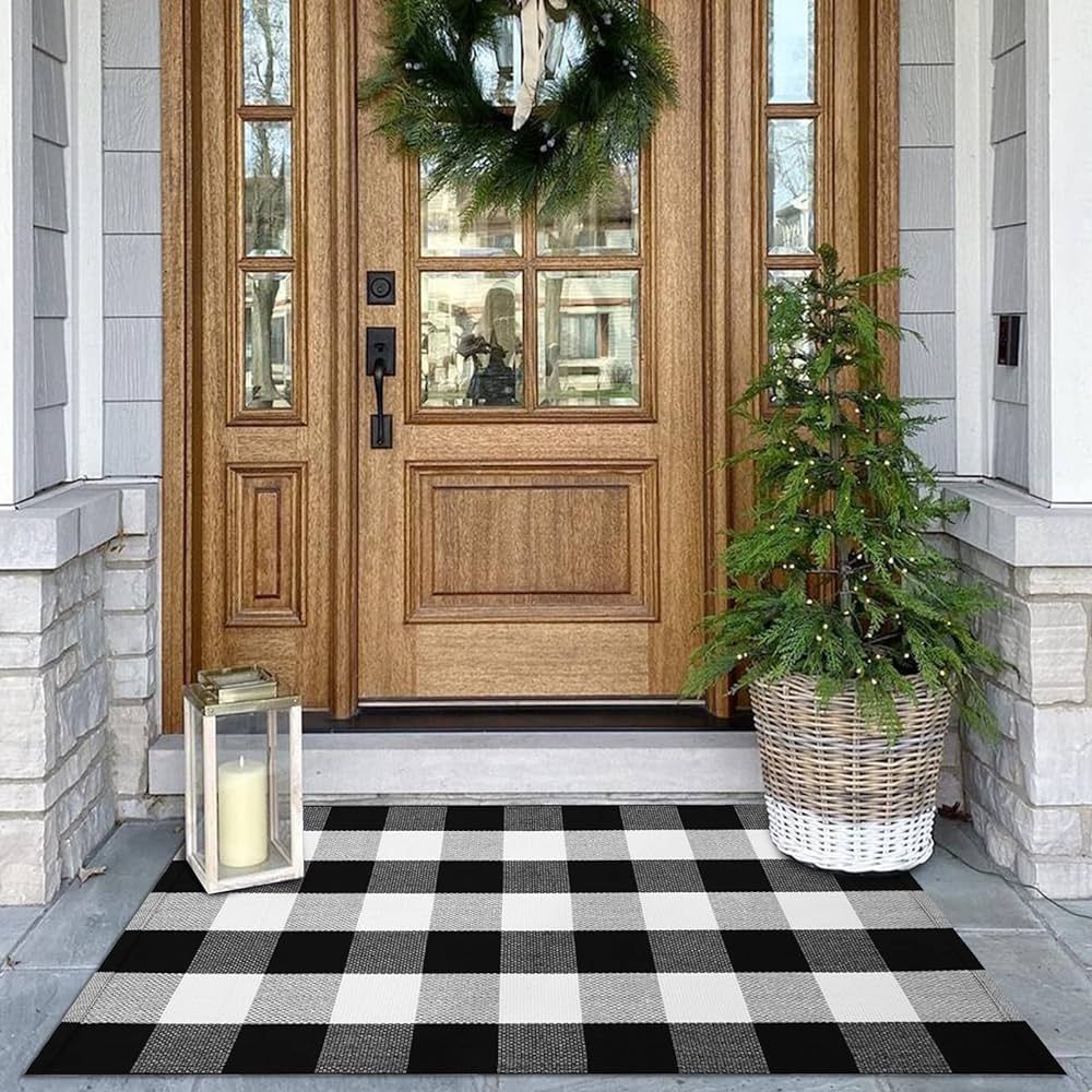 KOZYFLY Buffalo Plaid Area Rugs 27.5x43 Inches Black and White Checkered Rug Washable Front Door ... | Amazon (US)