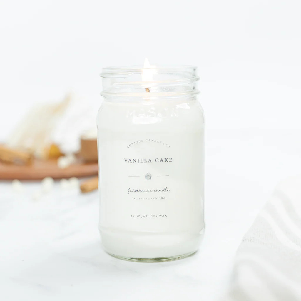 Vanilla Cake 16 oz candle | Antique Candle Co.