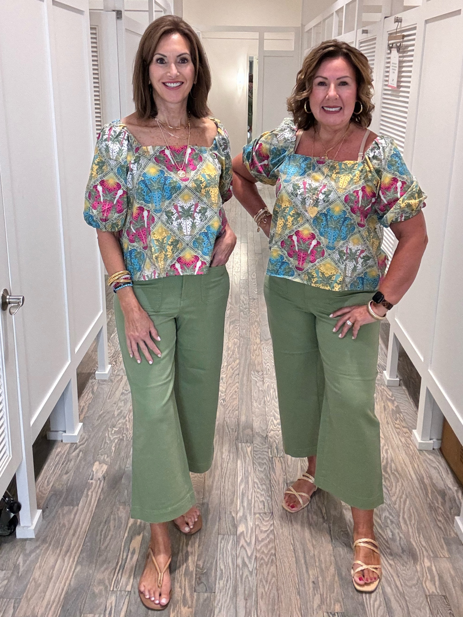 Patch patch pocket jeans -
Size 8 & 14

Top - size m & l

#LTKFindsUnder100 #LTKSaleAlert #LTKStyleTip