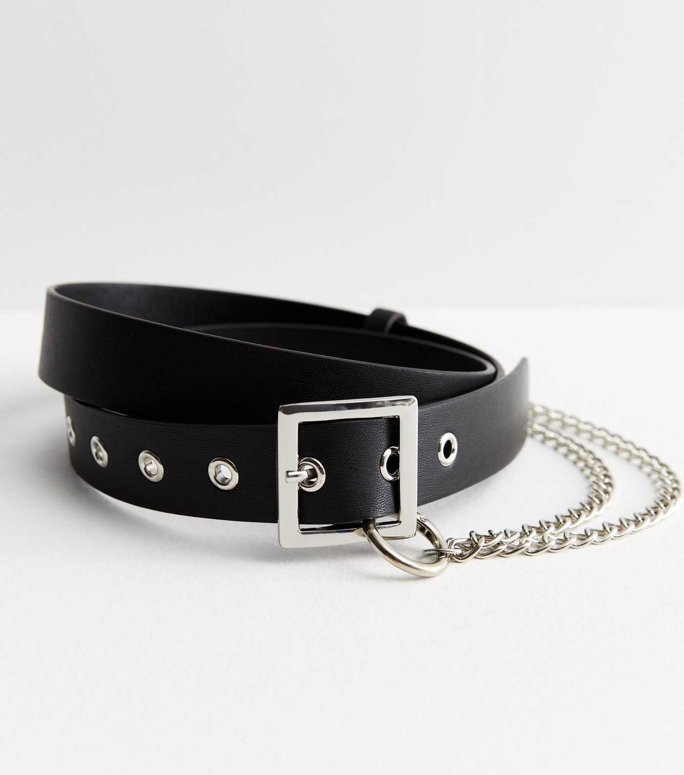 Black Eyelet Chain Belt
						
						Add to Saved Items
						Remove from Saved Items | New Look (UK)