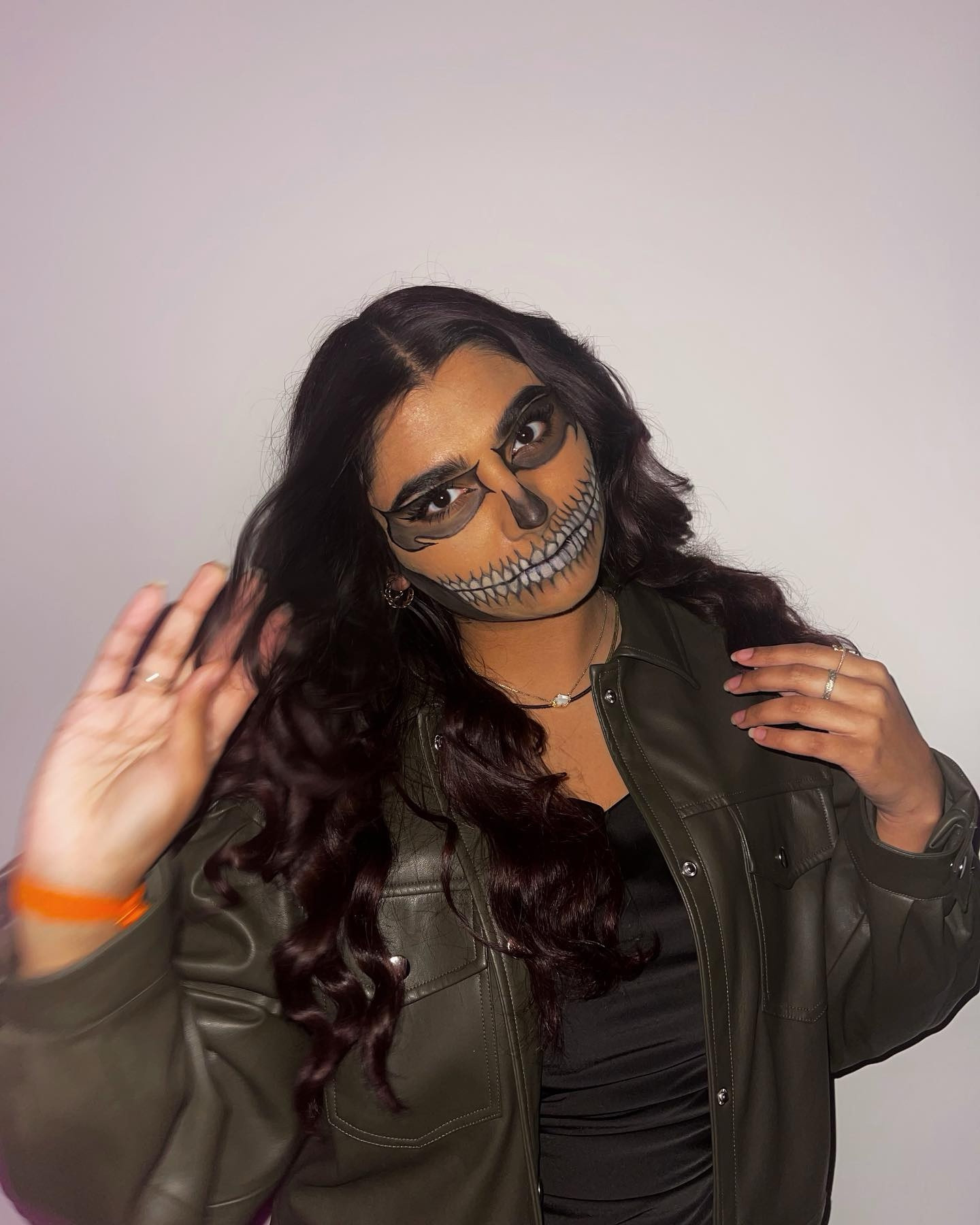 perfectly skull-pted w/ @nyxcosmetics 

💀 look with NYX Cosmetics Products: jumbo pencil liner, epic ink liner, epic smoke liner, ultimate queen palette, jumbo lashes, & csws foundation

#halloween #halloweenmakeup #skullmakeup 

#LTKHoliday #LTKSeasonal #LTKBeauty