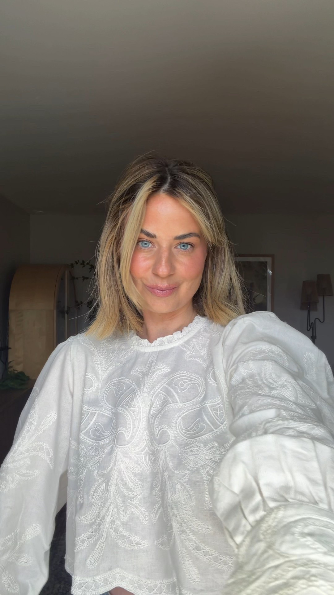 Wearing a size medium in top


#LTKmomlife #LTKOver40 #LTKgrwm