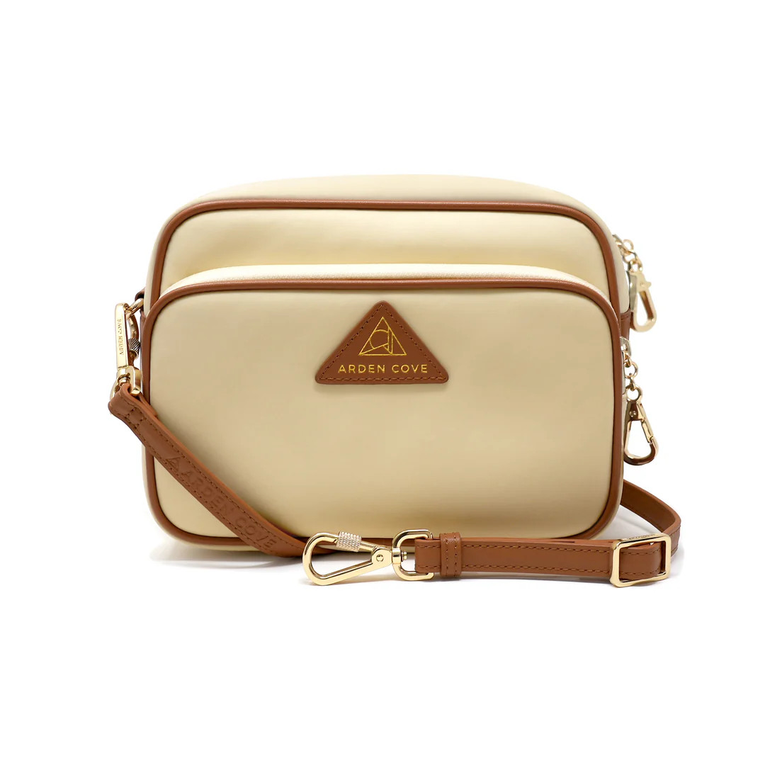 Crissy Full Crossbody with Locking Clasps Strap | Arden Cove