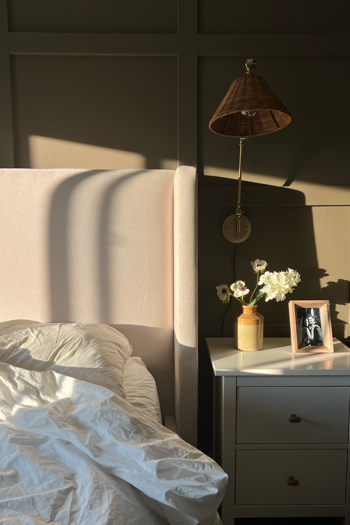 Brown bedroom, cozy bedroom, bedroom furniture, bedroom ideas, bedroom design, light fixtures, sconces, upholstered beds 
