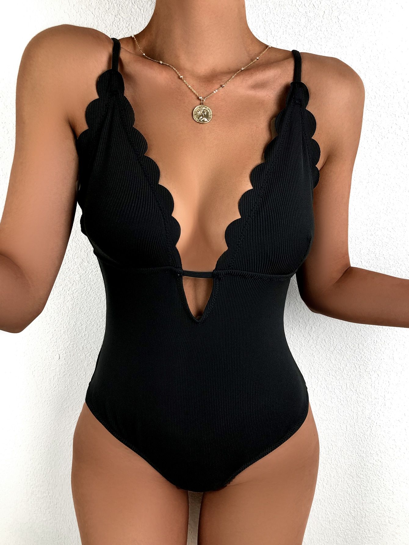Rib Scalloped Trim Plunging One Piece Swimsuit | SHEIN