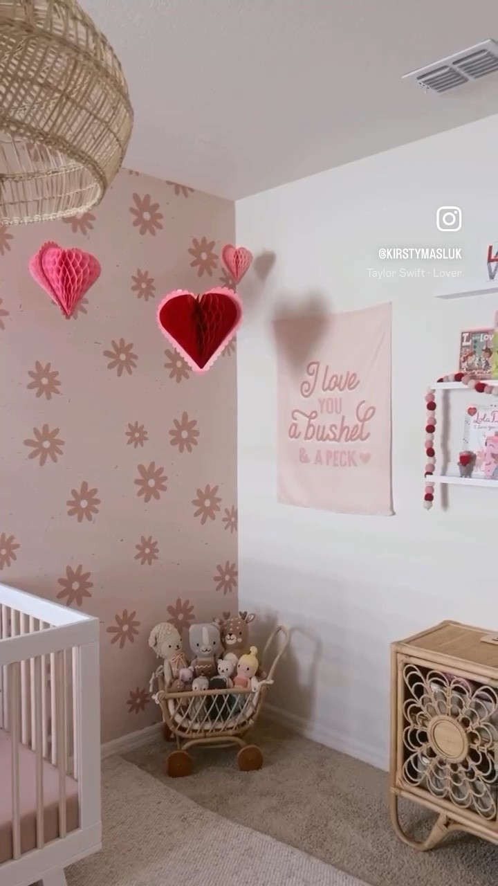 Valentine’s Day decor 💖

#LTKSeasonal #LTKbaby #LTKkids