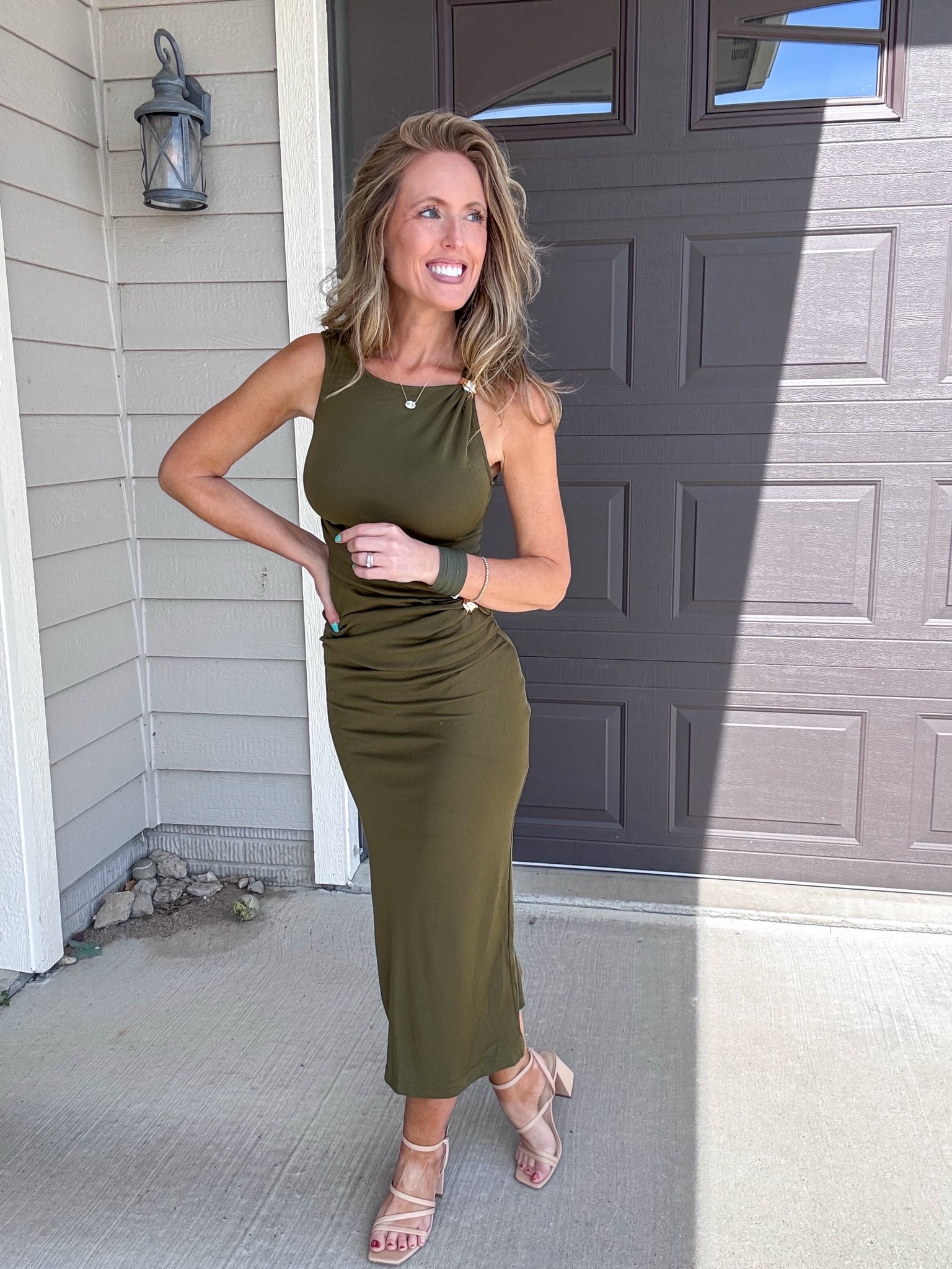 This army green bodycon maxi dress is so pretty! Loving the gold details! ✨ Perfect for a spring or summer wedding! Wearing a small.

As an Amazon Influencer I earn commission on qualifying purchases.

Army green dress, spring dresses, summer fashion, mom style, dresses for work, graduation dress, spring styles 2026

#LTKootd #LTKMidsize #LTKmomlife
