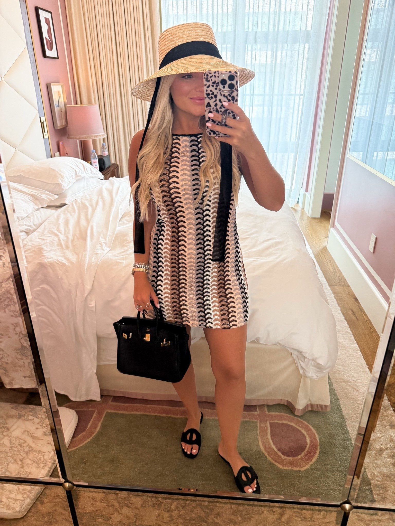 Love this look! So chic

#LTKgrwm #LTKootd #LTKTravel