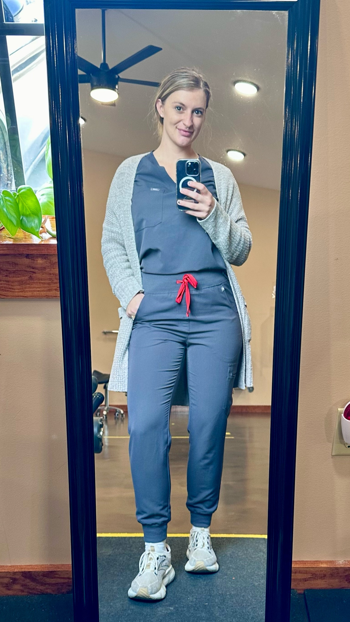 STOKED that FIGS has charcoal gray right now! I don’t love a heather gray so I’m here for it! What better way to wear it than gray on gray with gray Brooks? 

#LTKSeasonal #LTKworkwear #LTKfindsunder100