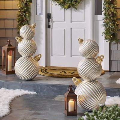 Ribbed Ornament Stack | Grandin Road