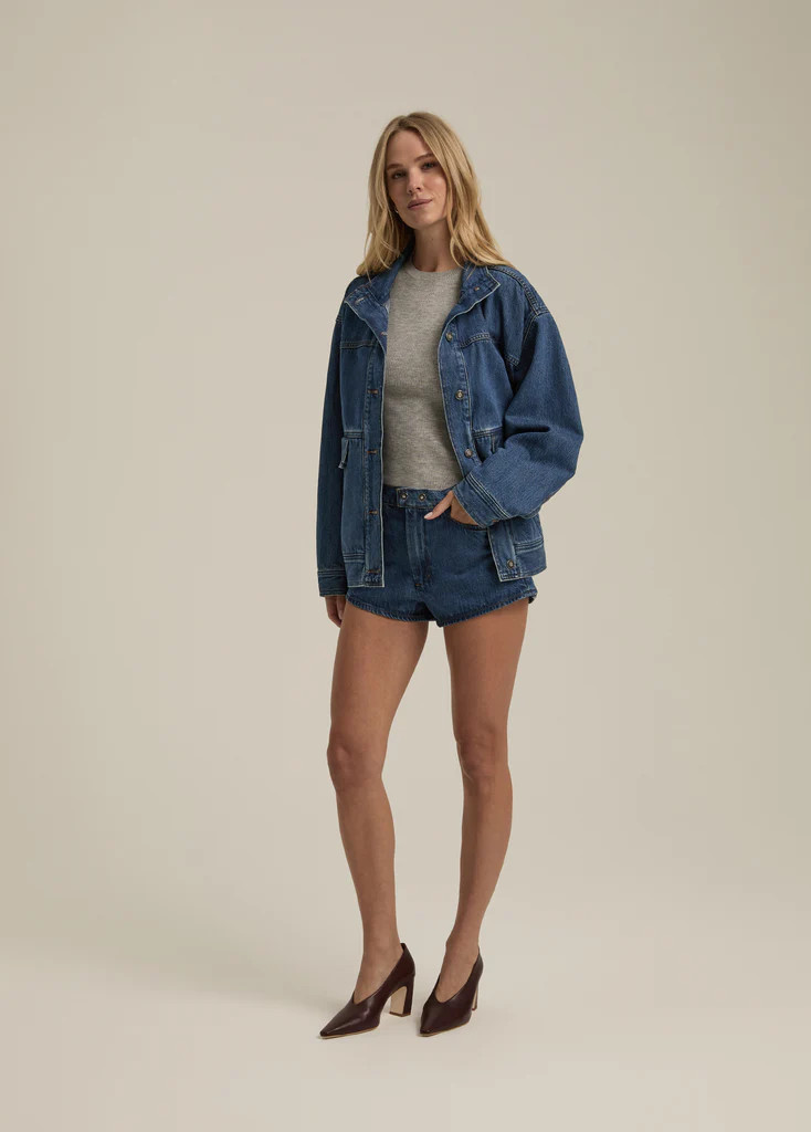 THE SHORT SHORTS | Favorite Daughter