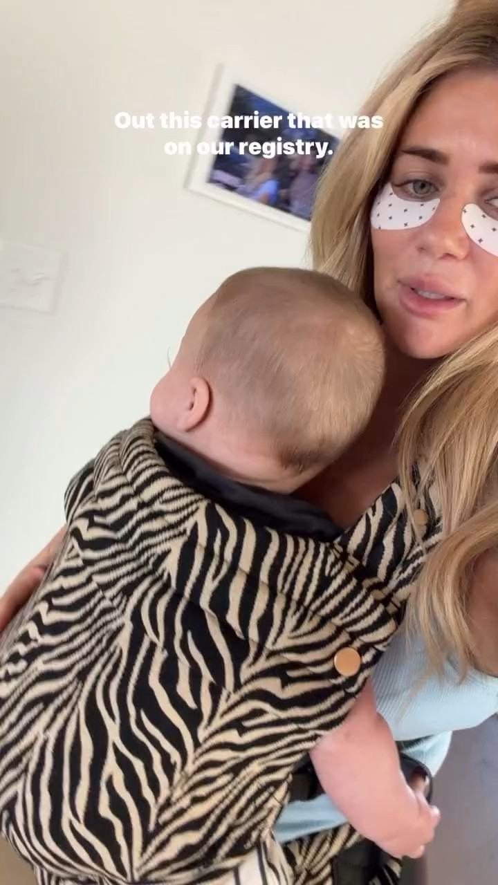 Baby carrier from Amazon🤎

#LTKmomlife #LTKBaby