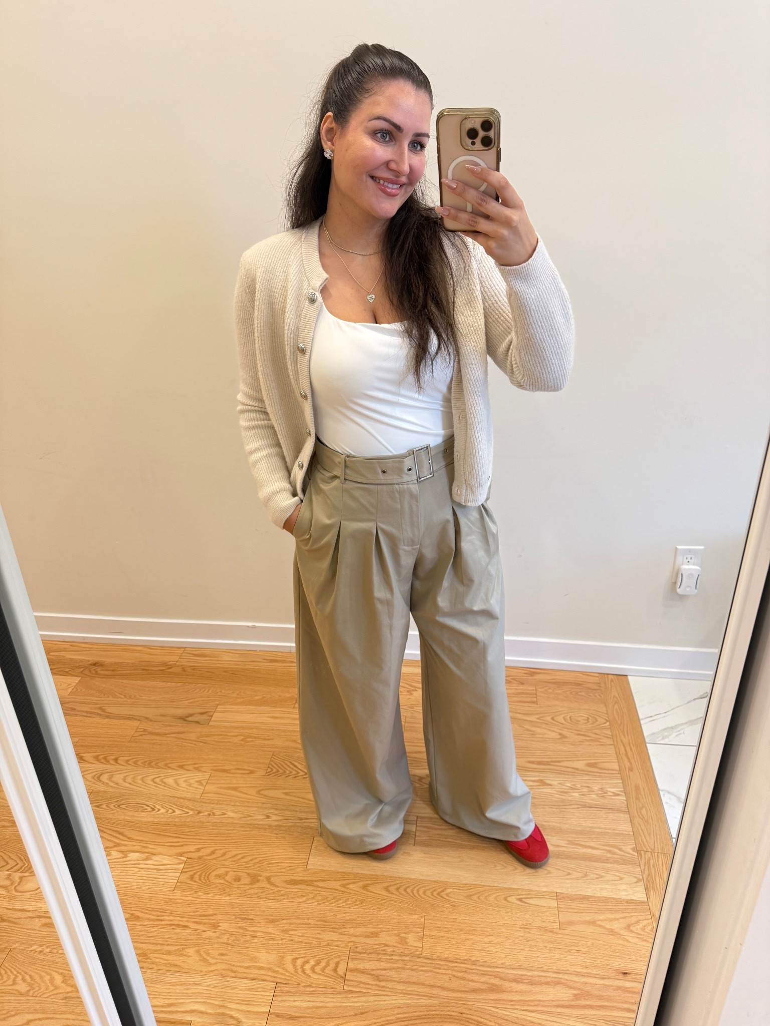 Brunch and movies

This is my outfit for today on this fabulous May 1 where in Ontario the temperature does not want to be like Spring so we need to dress apart but still dress smart 

#OOTD #WorkwearWhere #OutfitOfTheDay #OutfitInspiration #Midsize #Size12 

#LTKstyletip #LTKworkwear #LTKmidsize