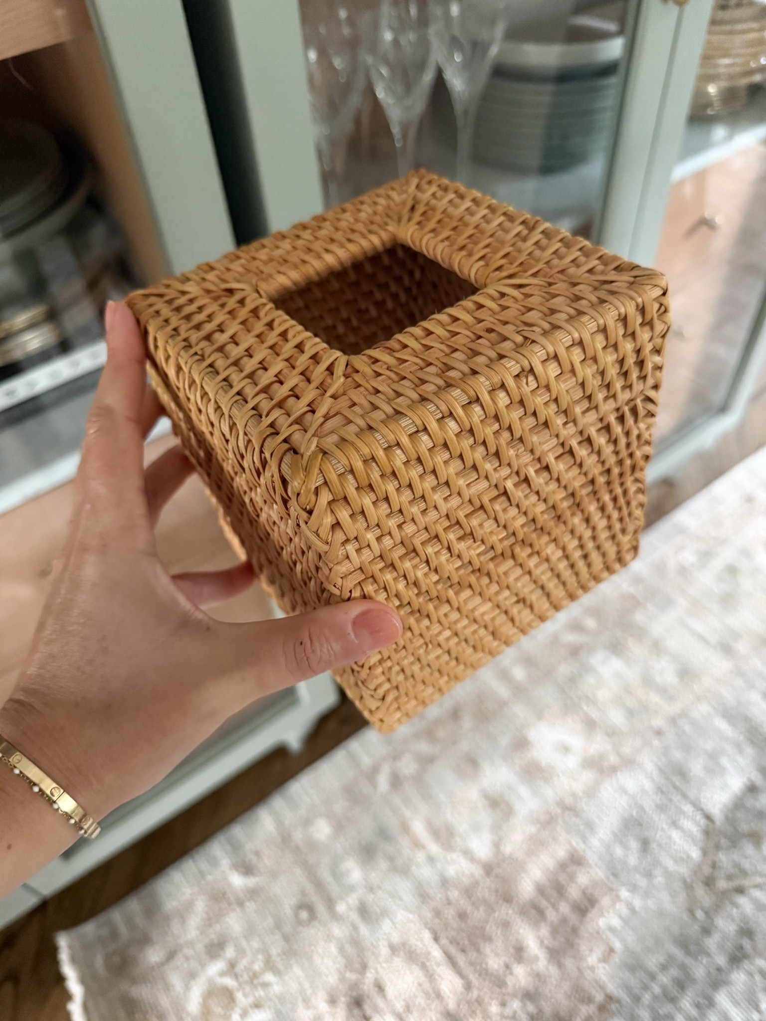 Grabbed this rattan tissue box holder from Amazonon and it’s gorgeous! Looks just like a more expensive retailer’s piece but it’s crazy affordable and comes in a few sizes. Adding it to our powder room! 

Amazon home, Amazon finds, bathroom inspo, bathroom decor, modern coastal home