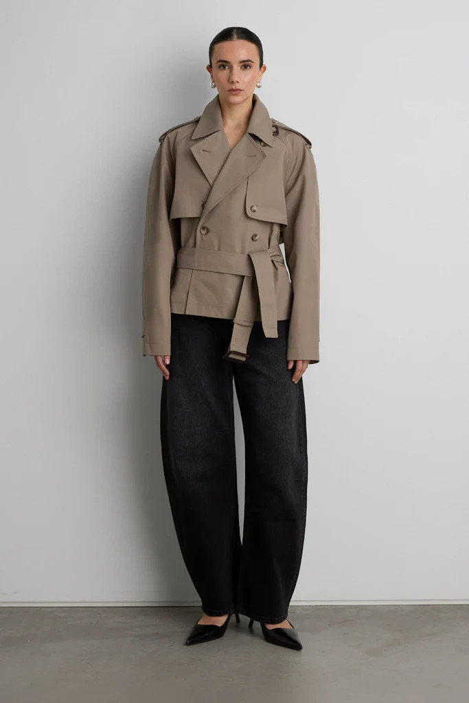 SHORT BELTED TRENCH COAT | OAK + FORT