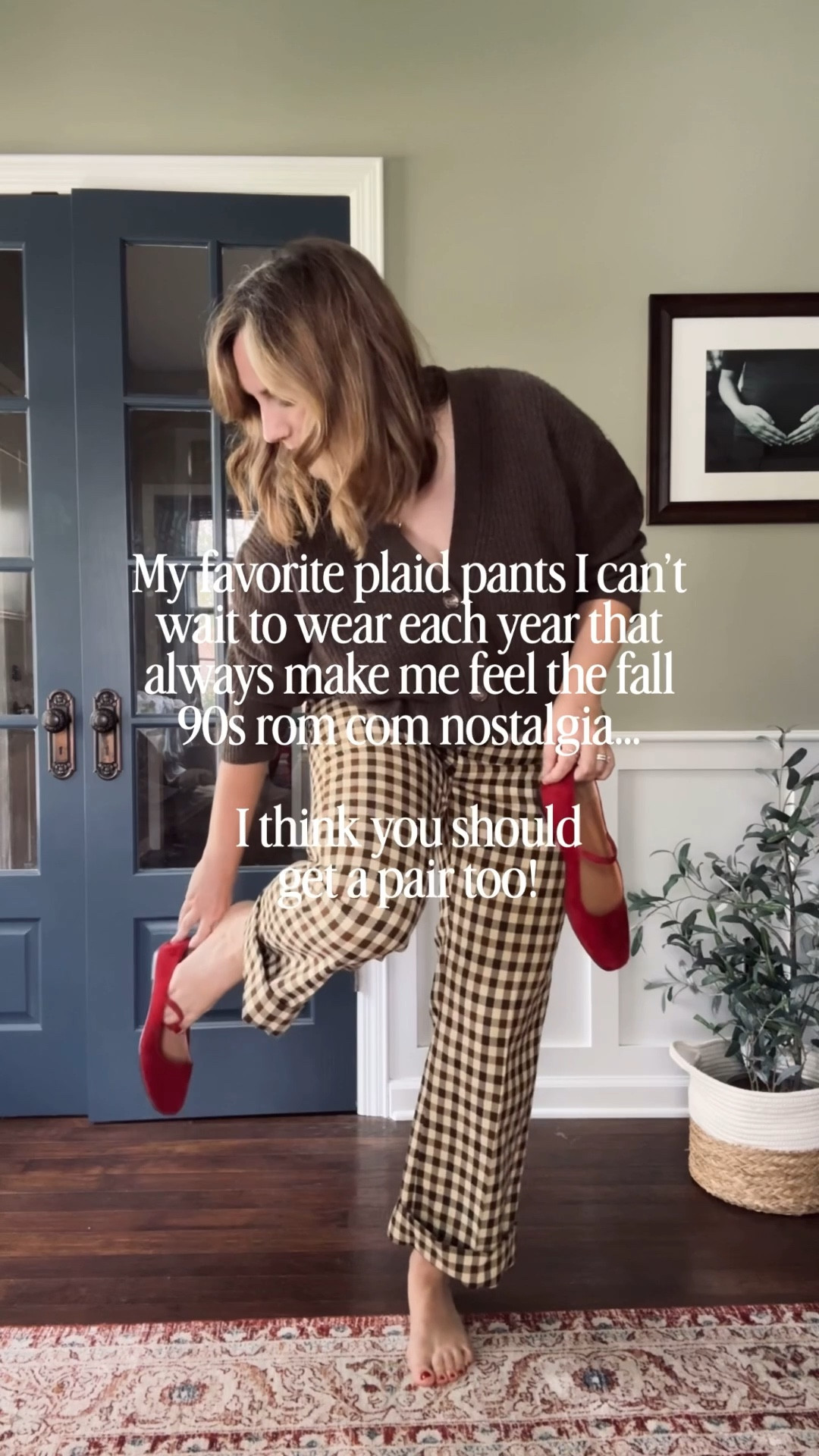 Favorite Fall Outfit 

Plaid Pants- mine are vintage but I’m linking lots of others for you :) 
Sweater- Quince - a size down 
Shoes- Madewell - half size down 
Bag- Latico Leathers

#LTKSaleAlert #LTKSeasonal #LTKStyleTip