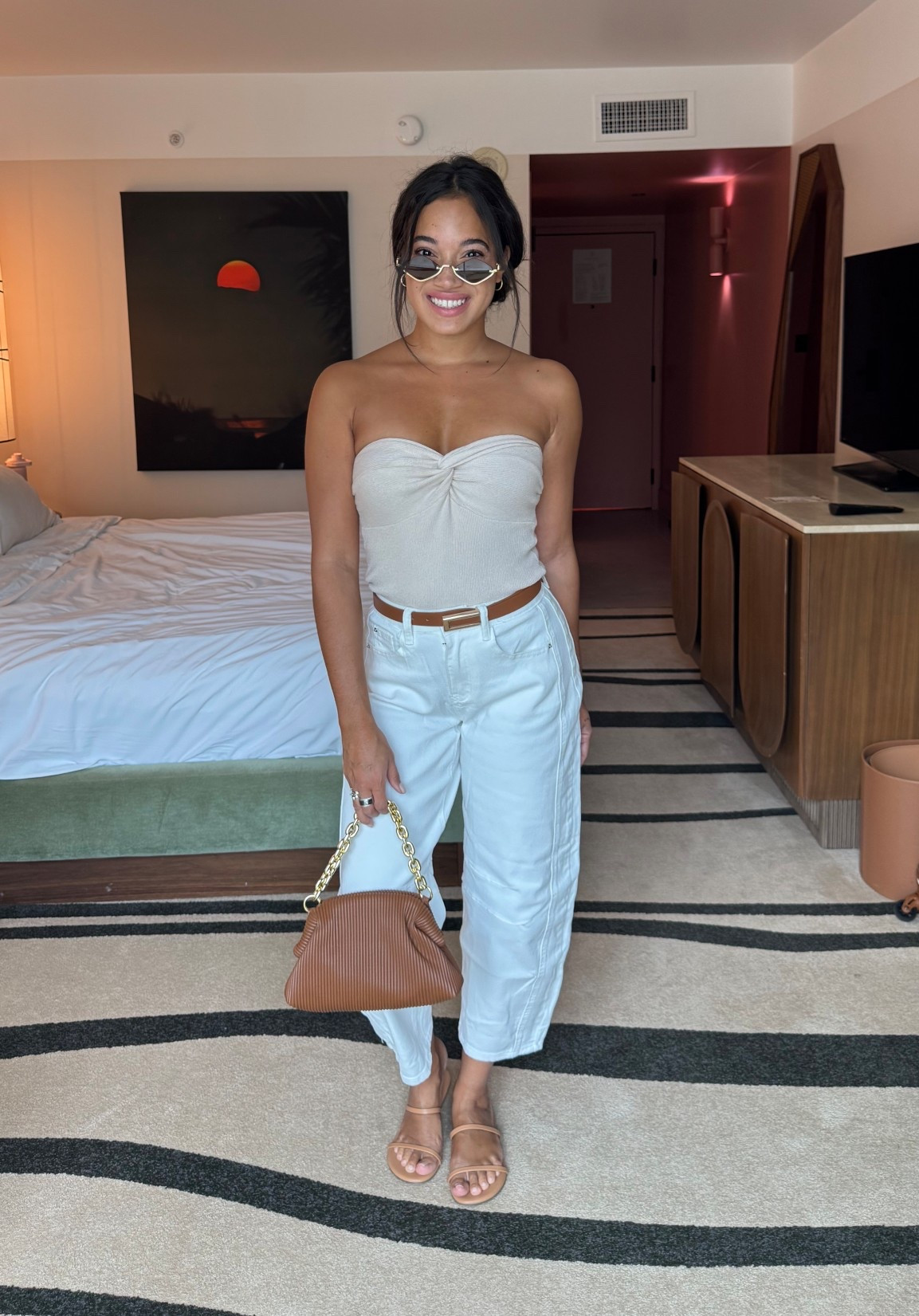 Such a cute, easy outfit! Perfect for brunch or date night! Size down one size for the pants! Everything else true to size. 5’5” 125lbs wearing size smalll