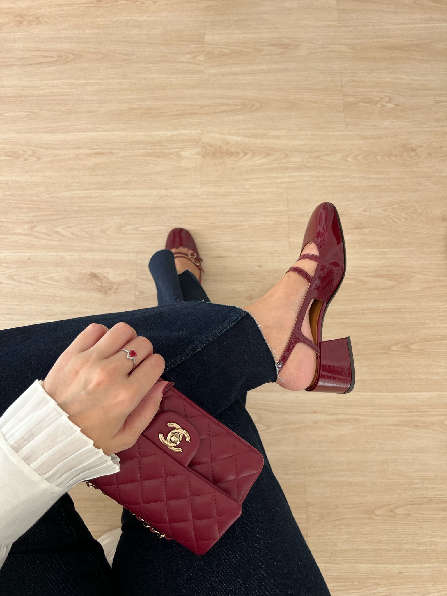 Obsessed with this color 🍒🤍🍂🍃
#ltkautumnchallenge

#LTKitbag #LTKshoecrush #LTKeurope