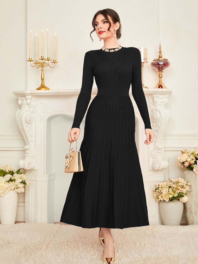 SHEIN Modely Solid Pleated Hem Sweater Dress | SHEIN