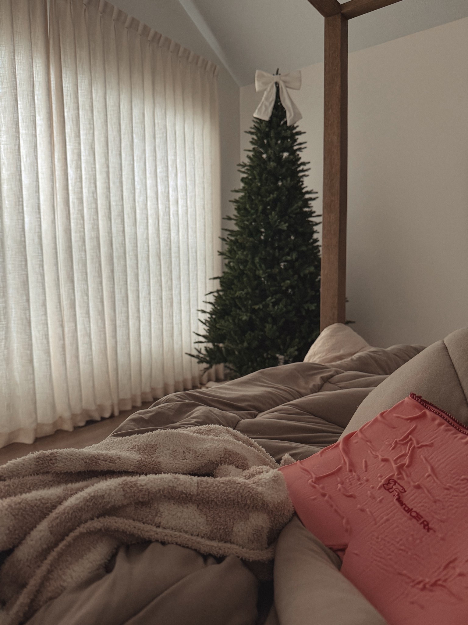 sick with whatever my girlies had, here’s the things i grab that always make me feel better ❤️‍🩹 

#LTKselfcare #LTKBeauty #LTKmomlife