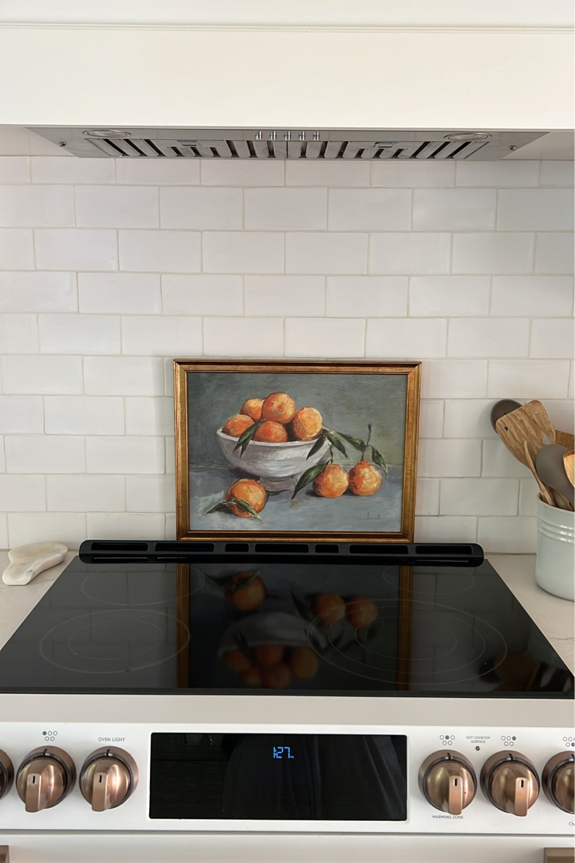 Kitchen orange artwork 

#LTKhome #LTKSeasonal