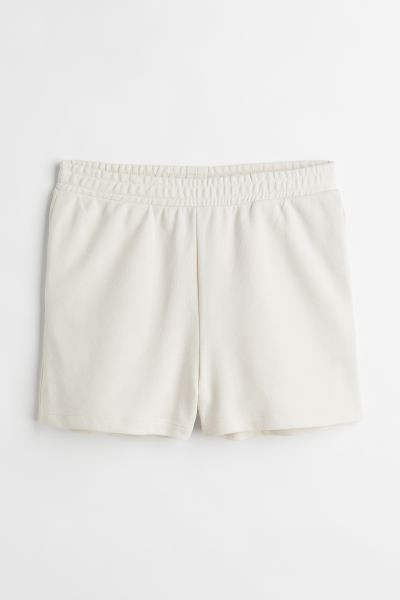 White | H&M (US + CA)