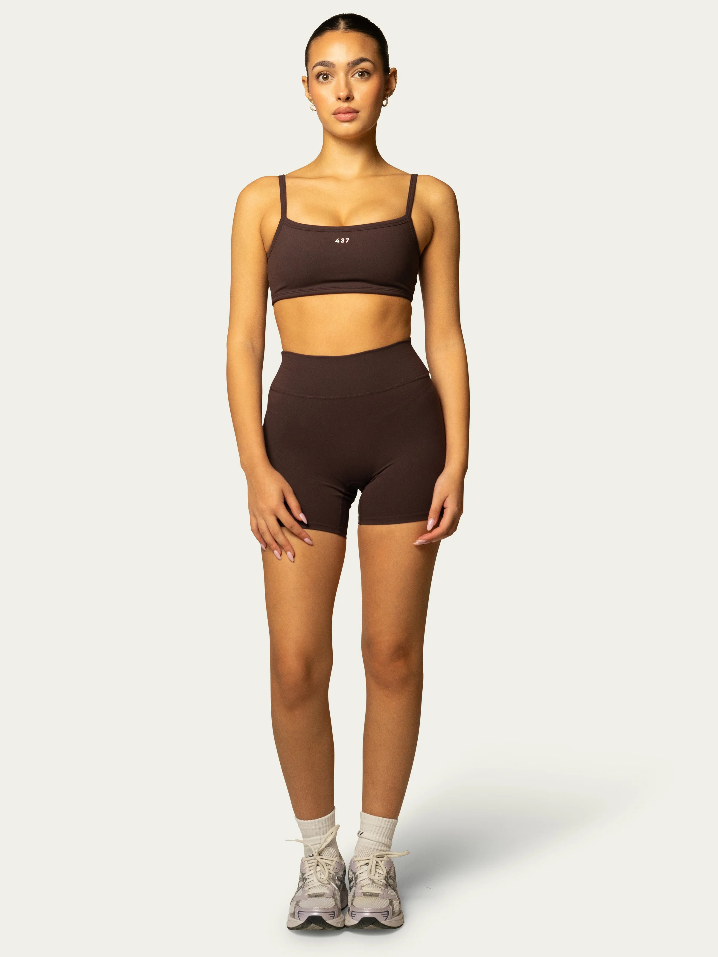 The Essentials Short / Espresso | 437