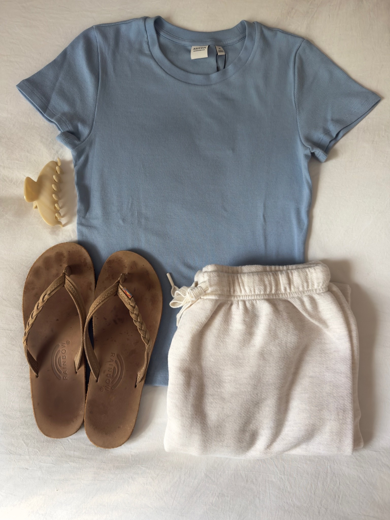Aritzia homestretch tee (on sale right now) and the comfiest terry lounge pants!

#basics #comfyclothes #casual #cozy #loungewear #aerie #keepit100 #sweatpants

#LTKSaleAlert #LTKSeasonal