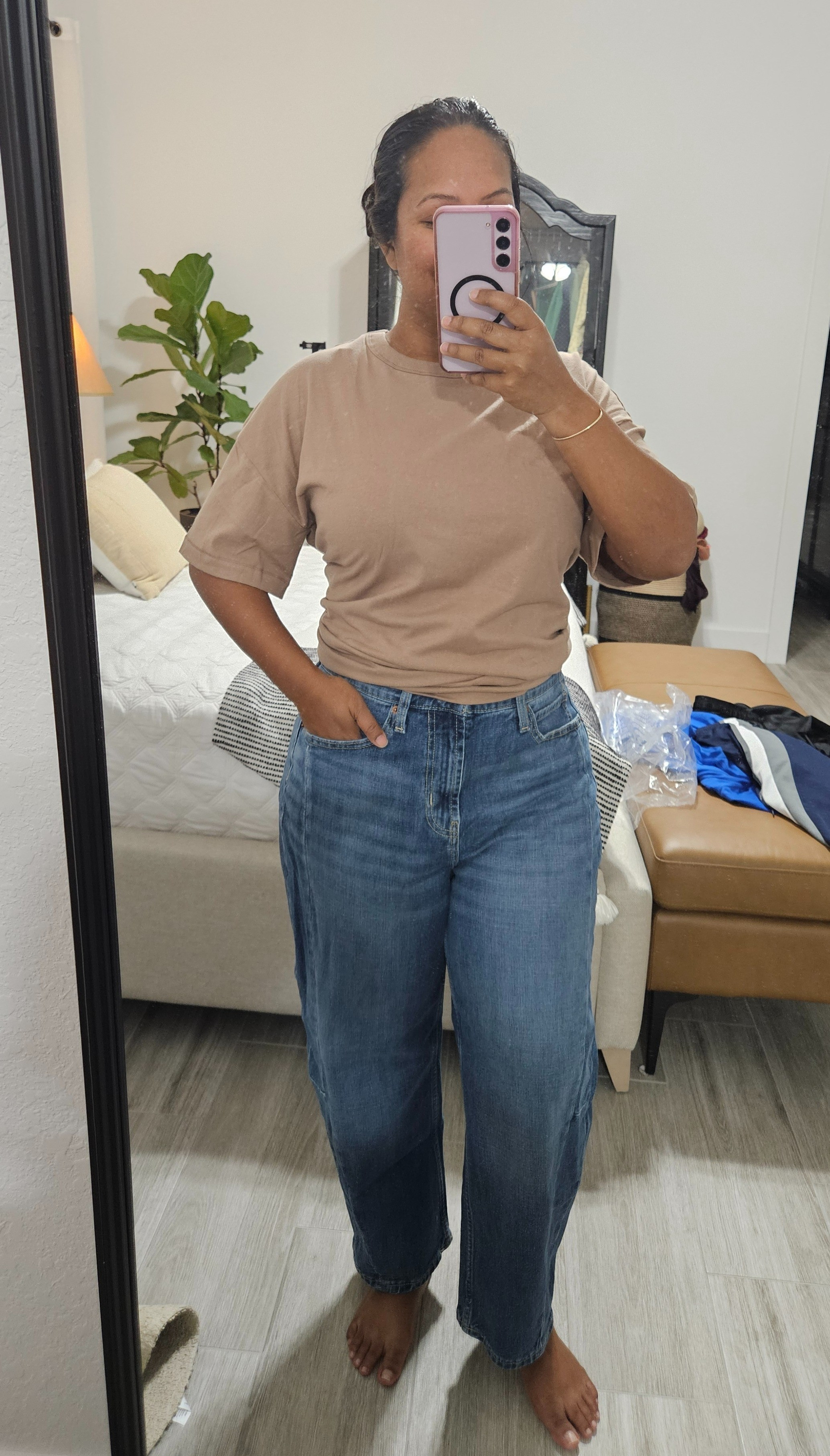 Oversized tee in medium (i should've went with MP) barrel leg denim in 10 petite

#LTKPetite #LTKSaleAlert #LTKOver40