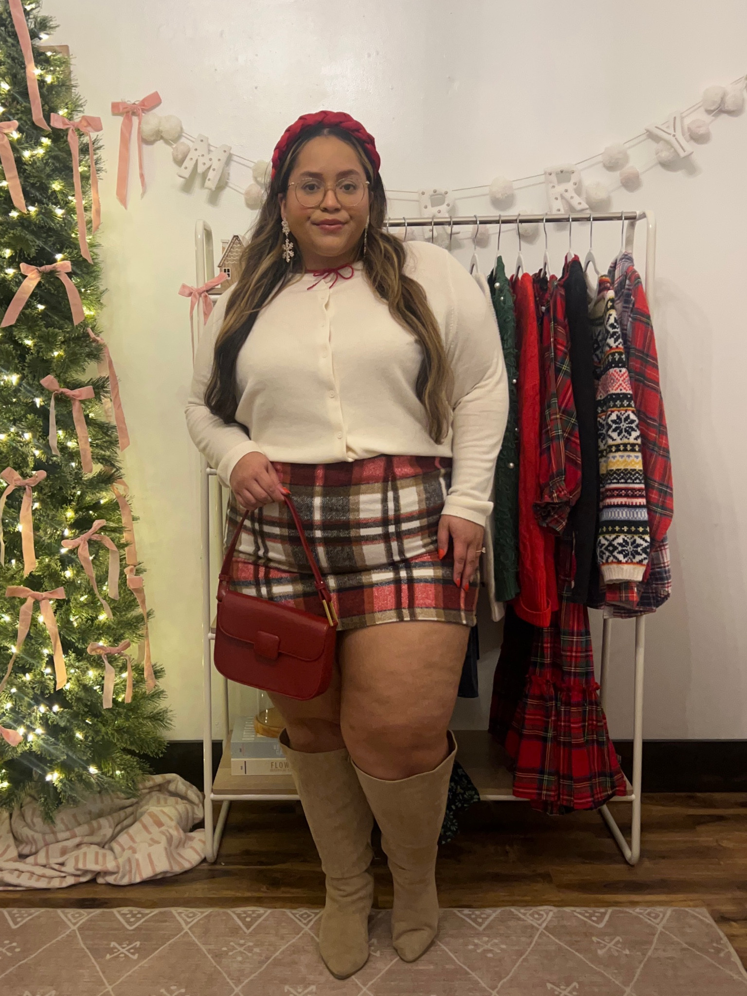 Day 9 of Holiday Outfits 

#LTKPlusSize #LTKStyleTip #LTKHoliday