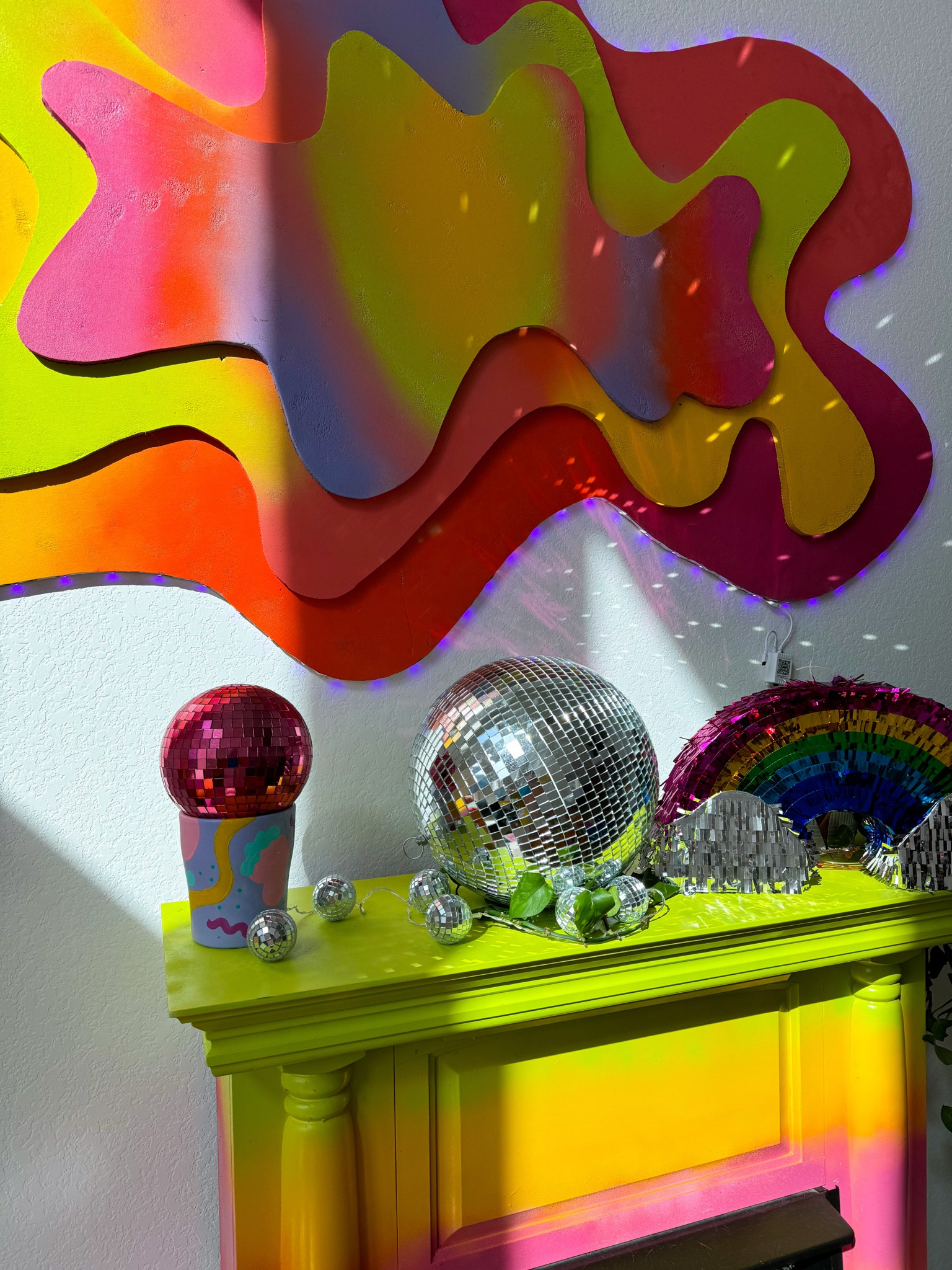 Disco hour in the rainbow house!!🥳🪩🌈 I love having all of these disco balls in my living room- it’s perfect for golden hour when the sun hits it perfectly!!🤩 You can NEVER have too many disco balls!!🪩