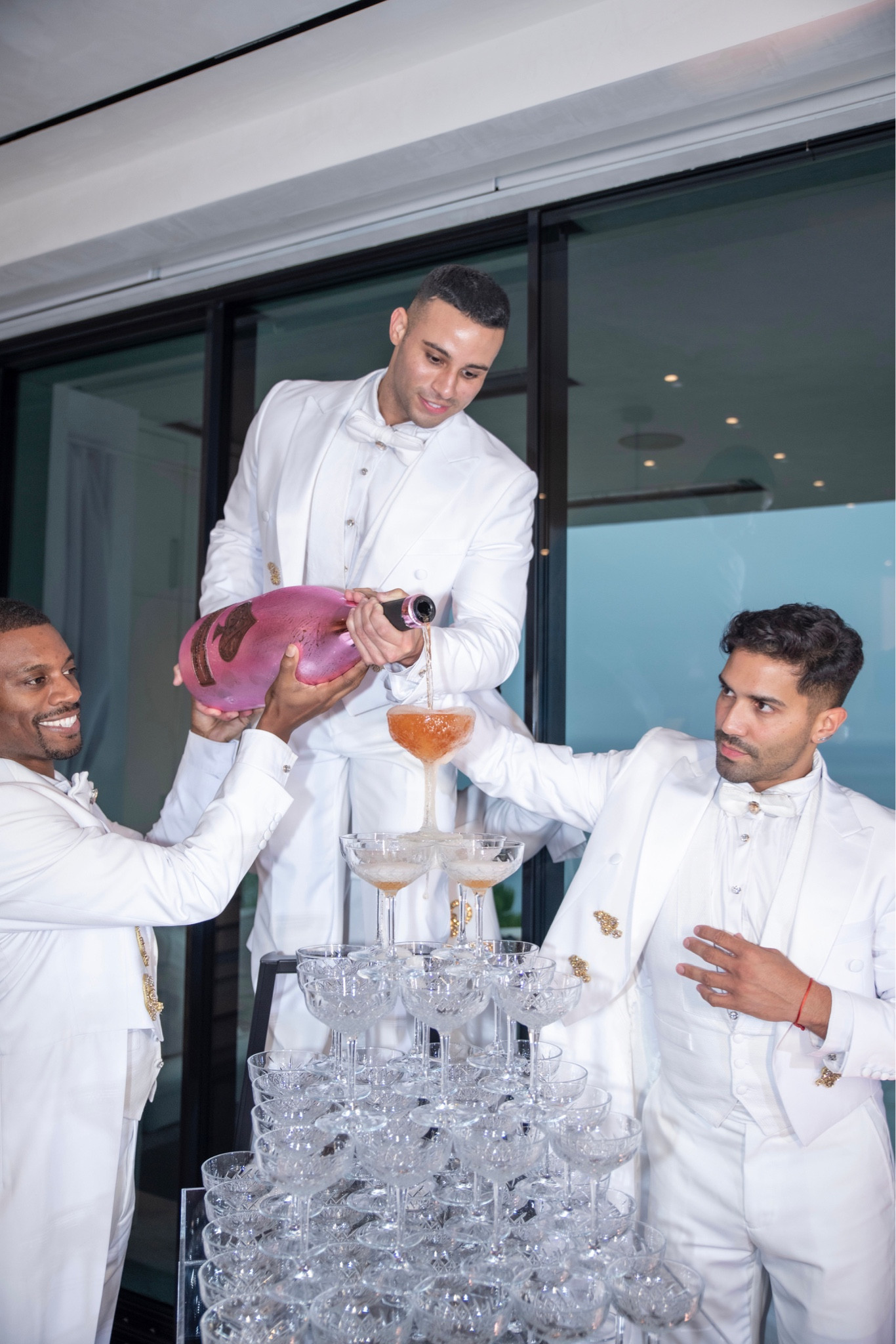 Party decorations 

Party  party decor  party decorations  party favors  drinks  party drinks  champagne  champagne glasses  champagne flutes  suits  men's fashion  white suit  Amy + Joe

#LTKMens #LTKParties