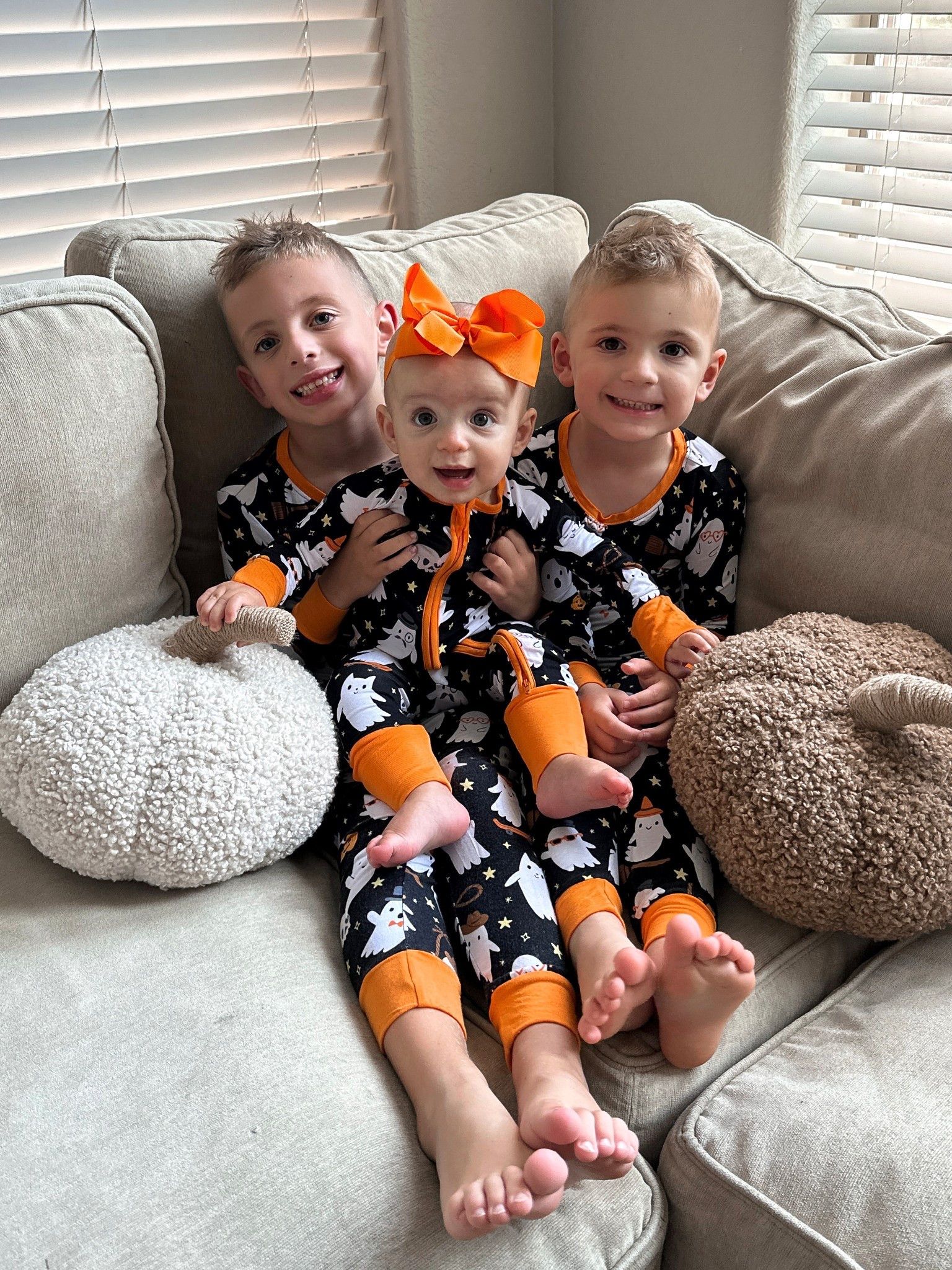 Cutest little boos on the block 👻🎃
.
.
.
.
.
#SpookySeason #HalloweenPajamas #MatchingPJs #CutestPumpkins #BooCrew #SiblingGoals #FallVibes #HalloweenFun #MomLifeMoments #CozySeason 

#LTKKids #LTKBaby #LTKHalloween