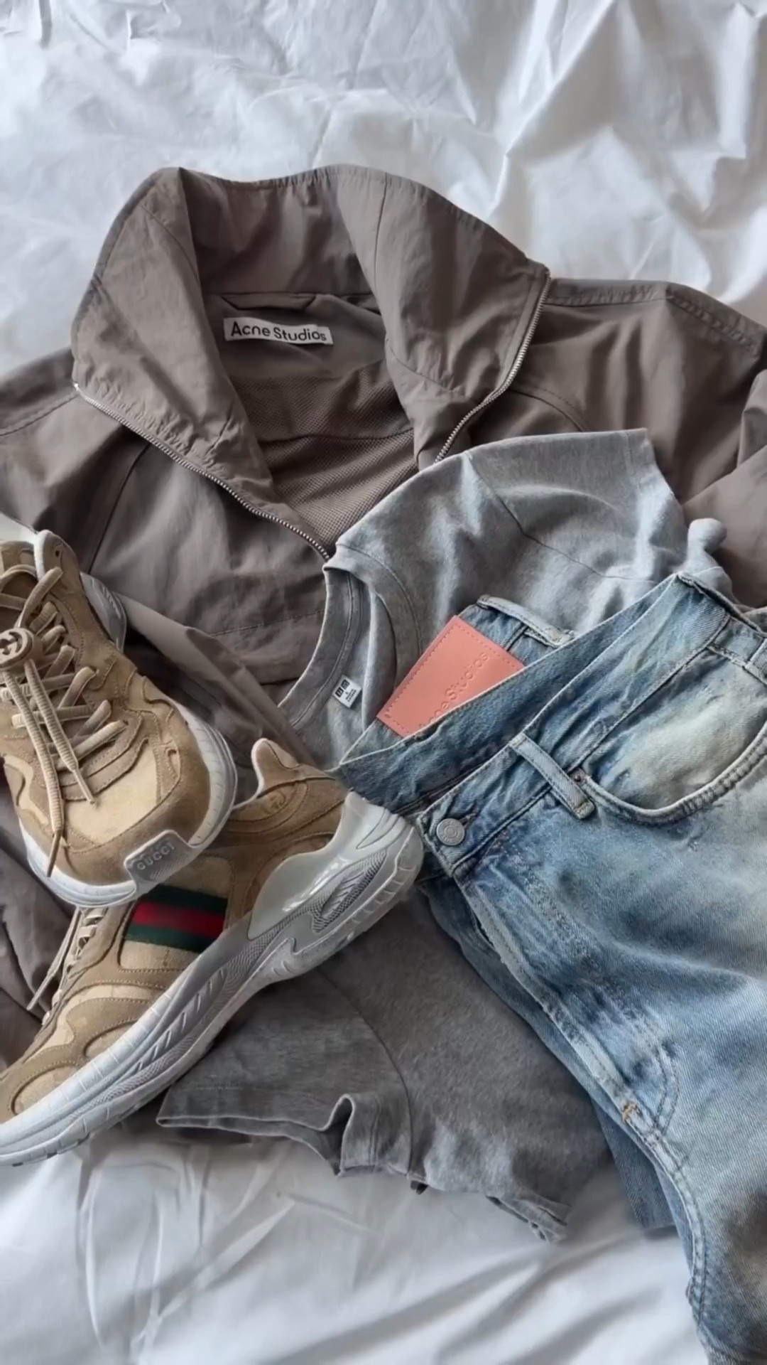 Wasn’t even on my list… and now I’m obsessed.

#gucci #guccisneakers #luxuryfinds