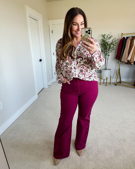 Fall Workwear Outfit from Loft

Fit tips: Top L, tts // Pants 32 (14), runs small, size up if in-between

Fall fashion  Fall workwear  Jean alternative  Color jeans  Workwear outfit

#LTKworkwear #LTKmidsize #LTKstyletip