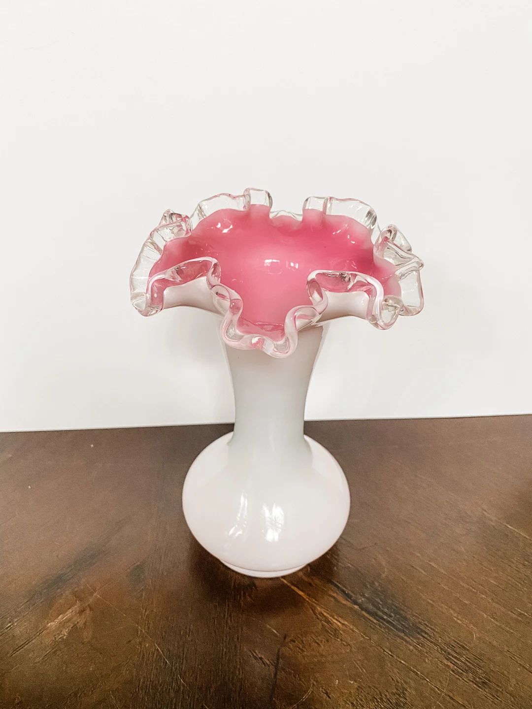 Vintage Hand Blown Glass Pink Ruffle Vase,  Fenton Milk Glass Vase, Fenton Ruffle, Fenton Peach C... | Etsy (US)