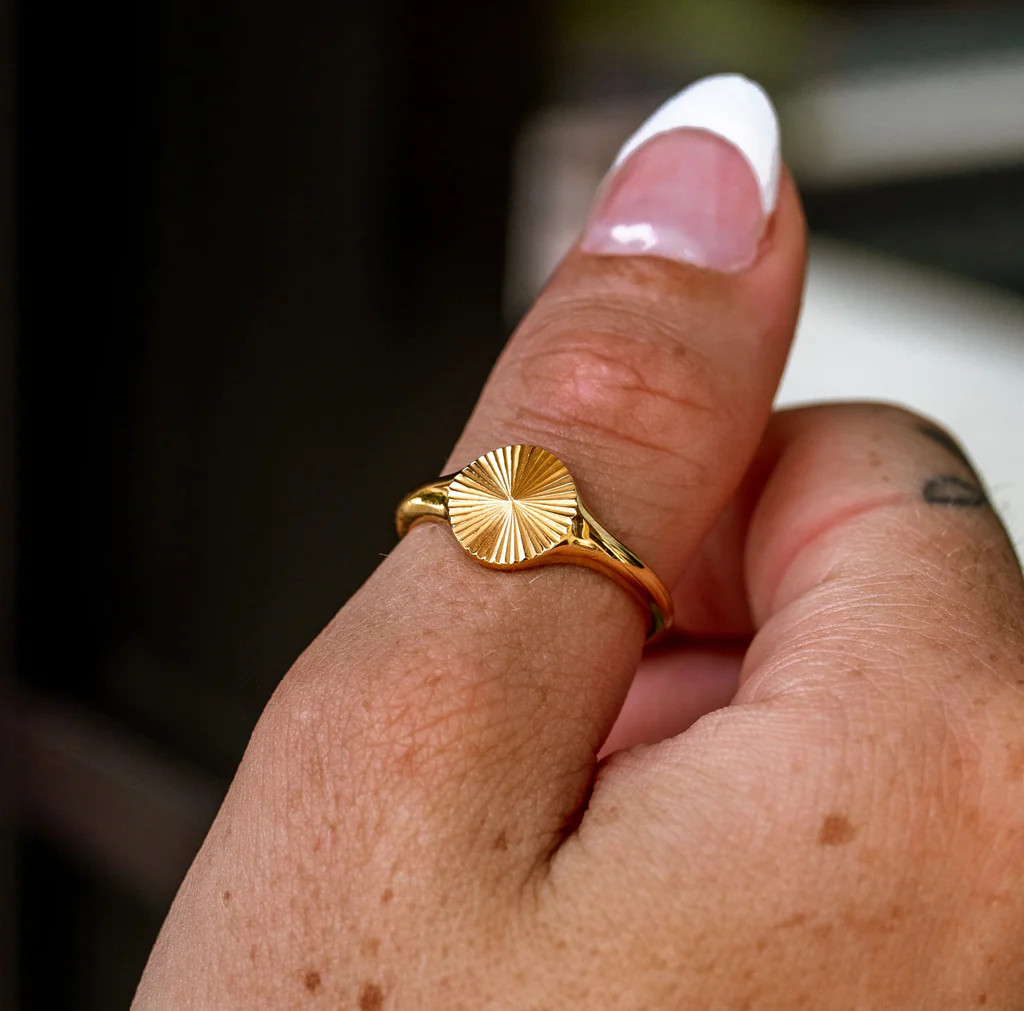Sunburst Ring - Gold | amandenimes