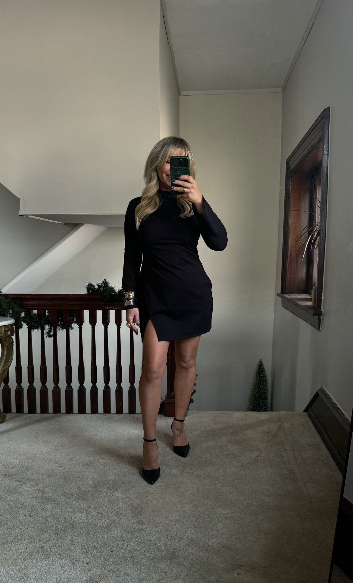 LBD size medium 
Black heels size 7 


#LTKdayinmylife #LTKWorkwear #LTKootd