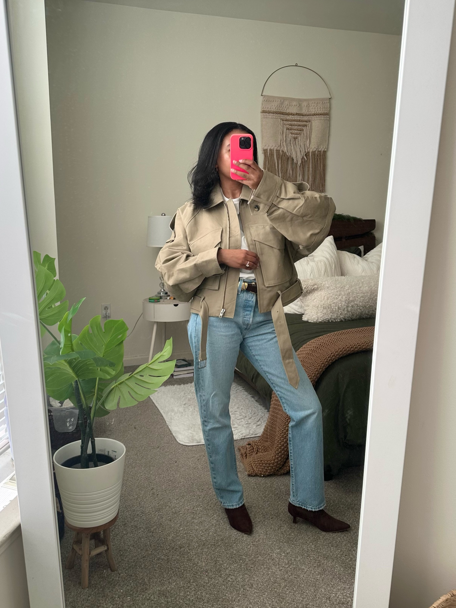 -size medium in jacket


#LTKSeasonal #LTKStyleTip #LTKFindsUnder100