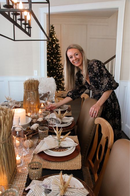 Thanksgiving tablescape
Dress info: wearing size xs, color: black combo