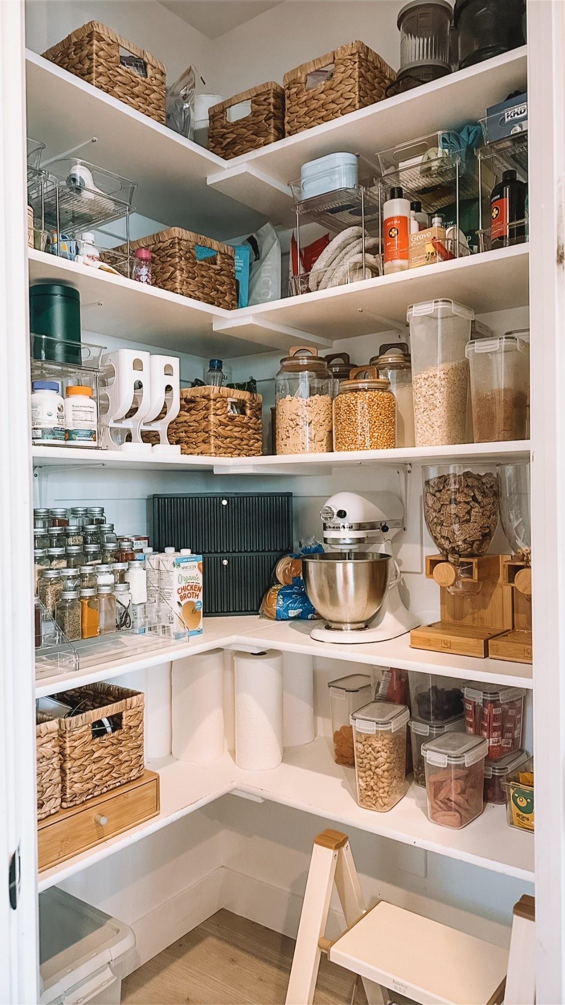 Pantry Organizationn

#LTKHome #LTKmomlife #LTKdayinmylife