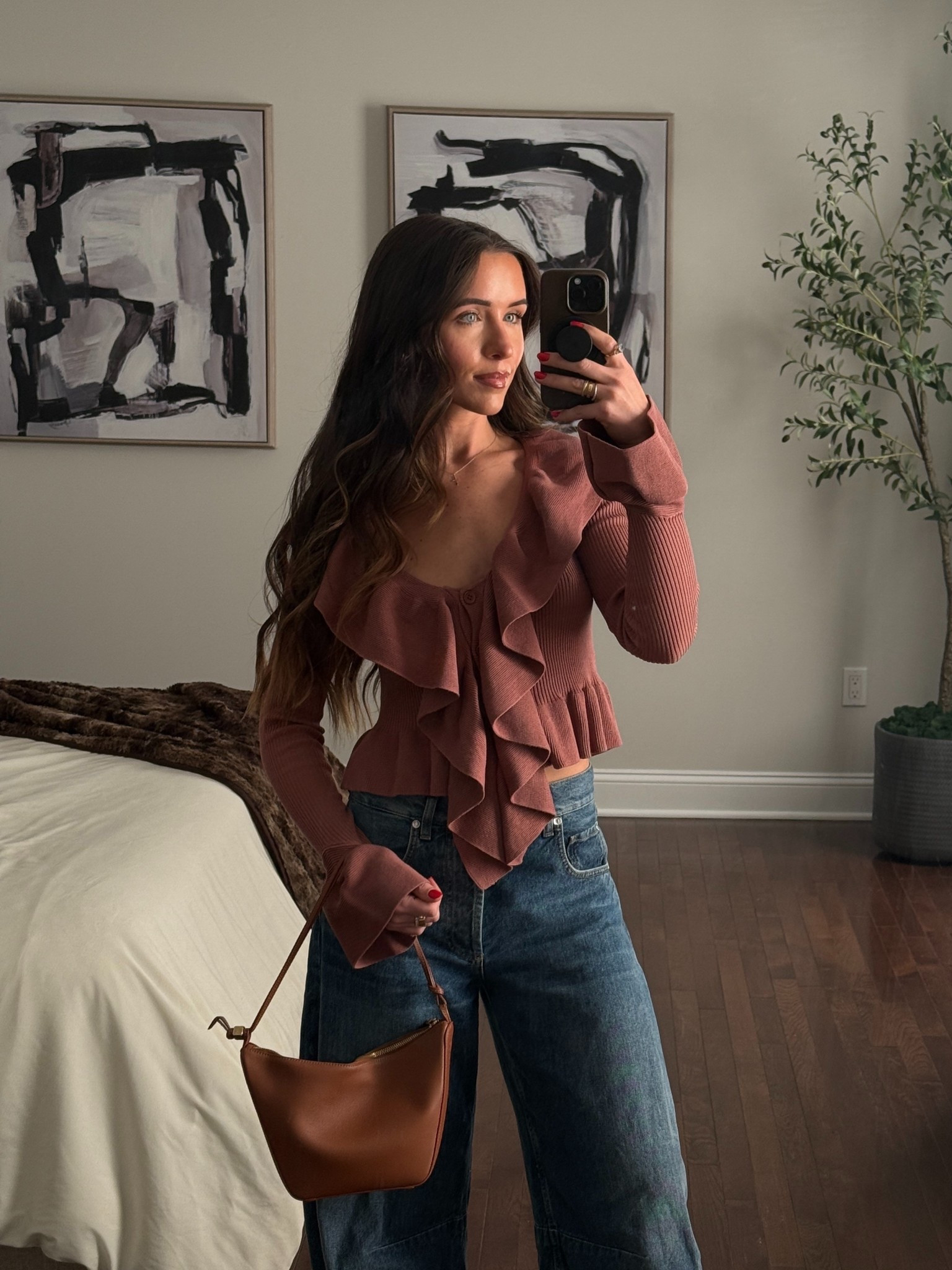 Cutest peplum sweater top, wearing an S in dusty rose

Also linked my lip combo

Lip stain: hayzel
Lip liner: lunge
Lip gloss: orgasm

